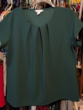 Liz Claiborne Teal Green Short Sleeve Pleat-Front Blouse